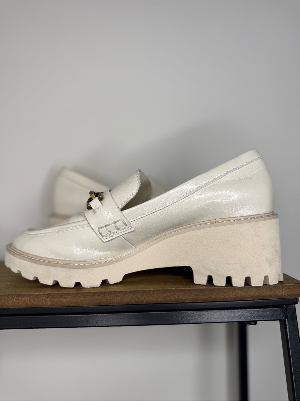 Dolce Vita Harlen platform loafers. - Picture 5 of 11